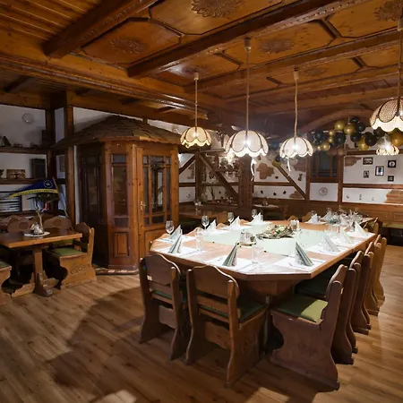 Hotel Statek